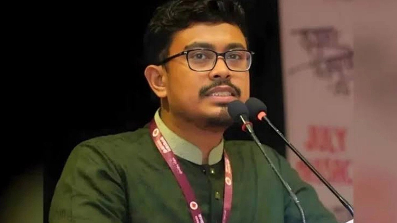 নিরাপত্তা দিতে না পারলে স্বরাষ্ট্রমন্ত্রীর পদত্যাগ দাবি সাদিক কায়েমের
